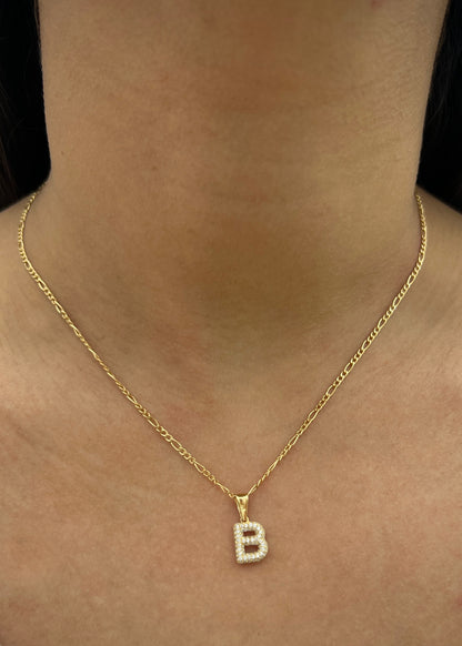 Dije letra B con swarovski blanco 1.4gr / Largo 1.7cm / Oro Amarillo Nac B