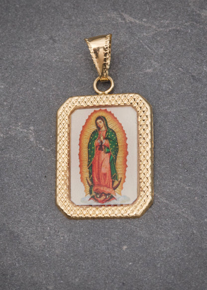 Dije Placa Virgen de Guadalupe 0.7gr / 2.7cm / 14mm — Oro Amarillo