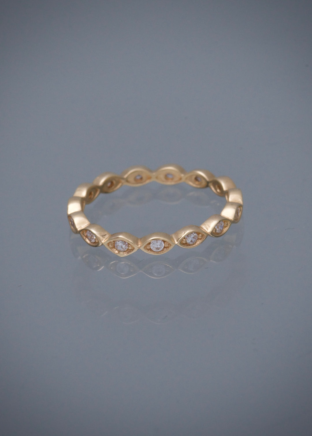 Anillo con swarovski blanco 1.9gr / Talla 6 1/4 — Oro Amarillo
