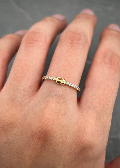 Anillo con swarovski blanco 1.25gr / Talla 6 / Oro Amarillo Nac P