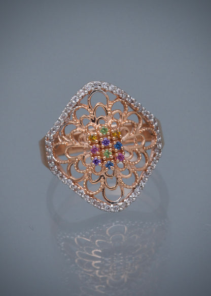 Anillo mandala con swarovski multicolor 3.7gr / Talla 7 — Oro Rosado