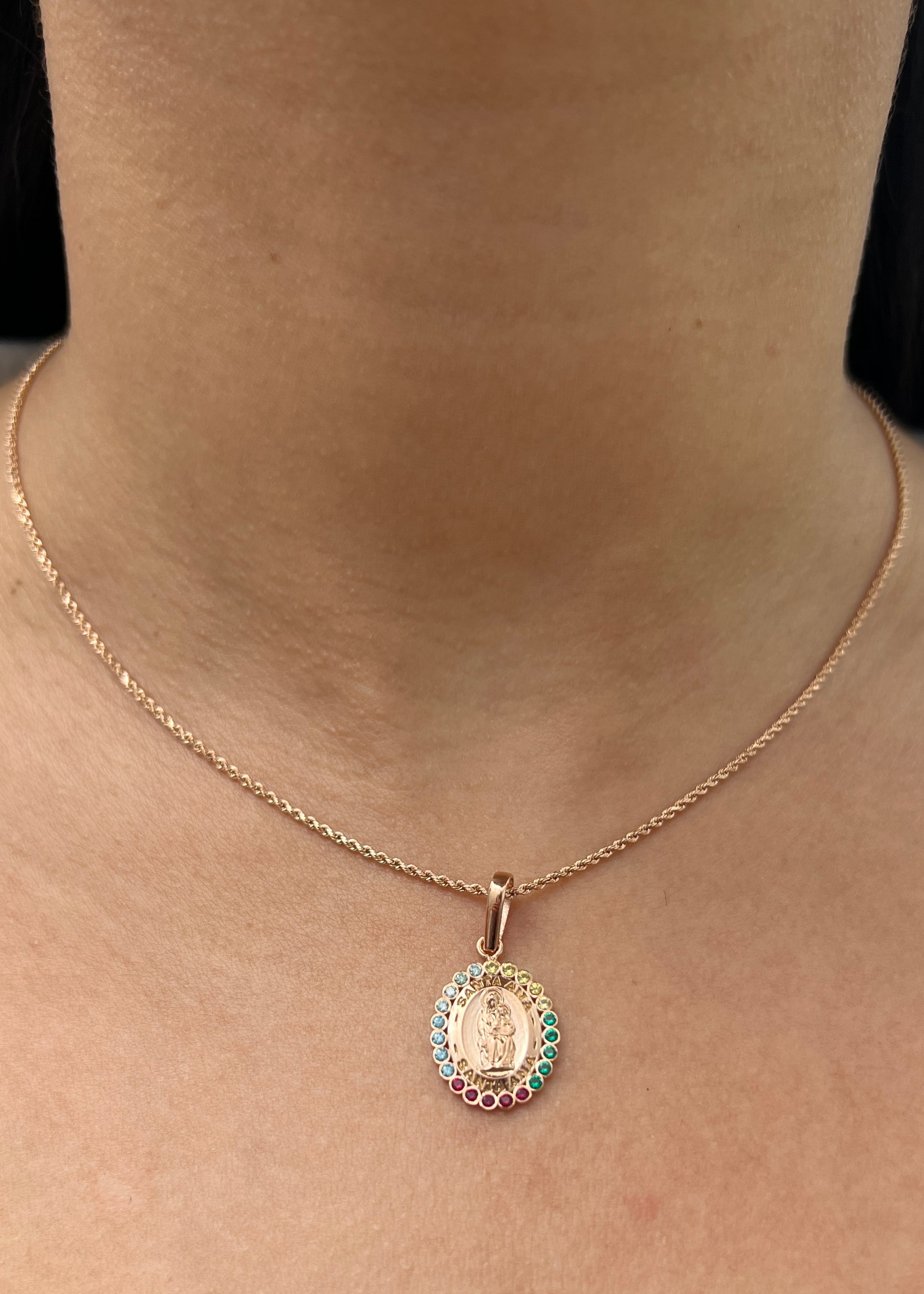 Dije virgen santa ana con 40pts de moissanita 3.05gr / Largo 2.6cm / Oro Rosado (Joya) M