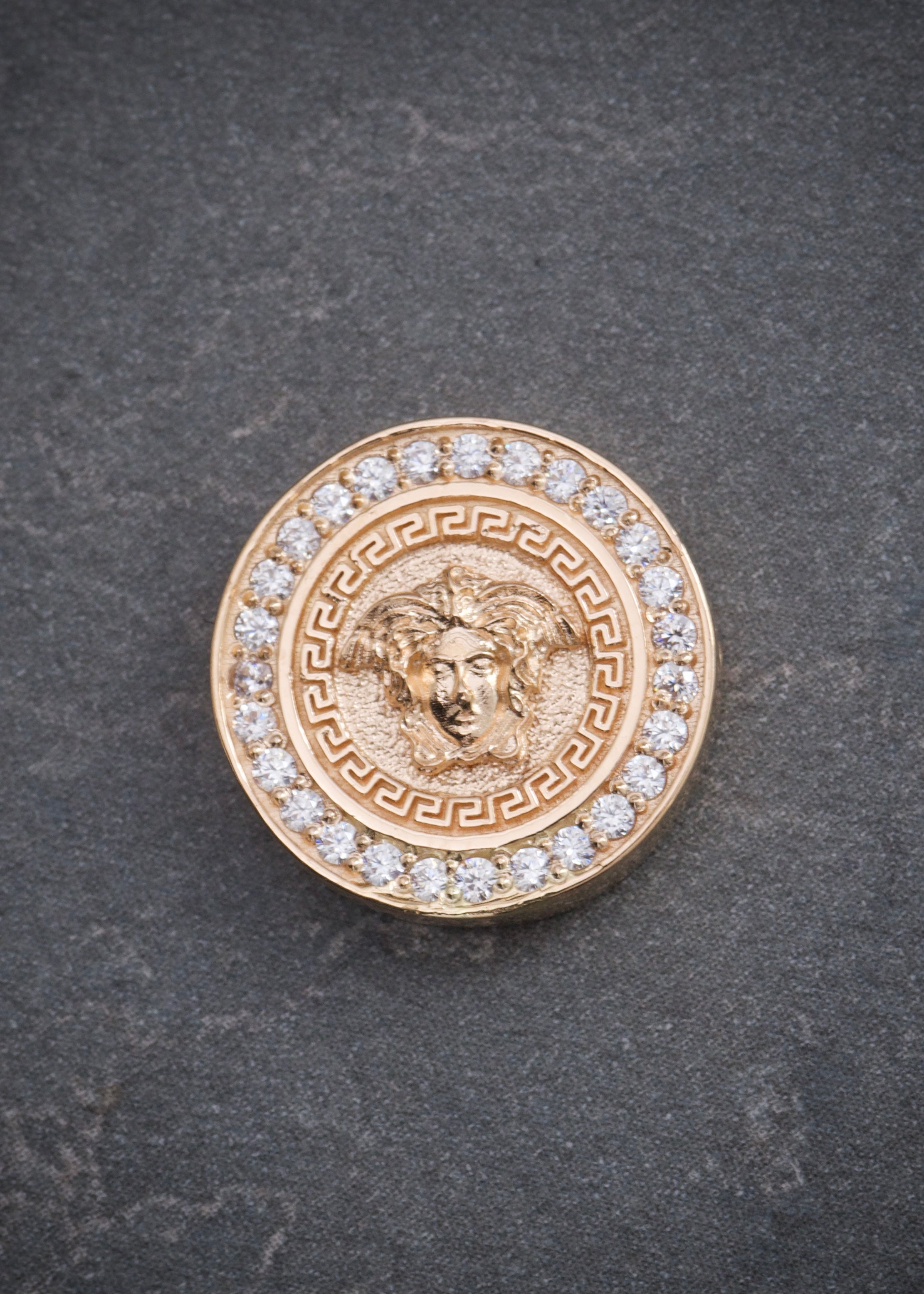 Herraje medusa con swarovski blanco 4.35gr / Largo 1.4cm / Oro Rosado Nac B