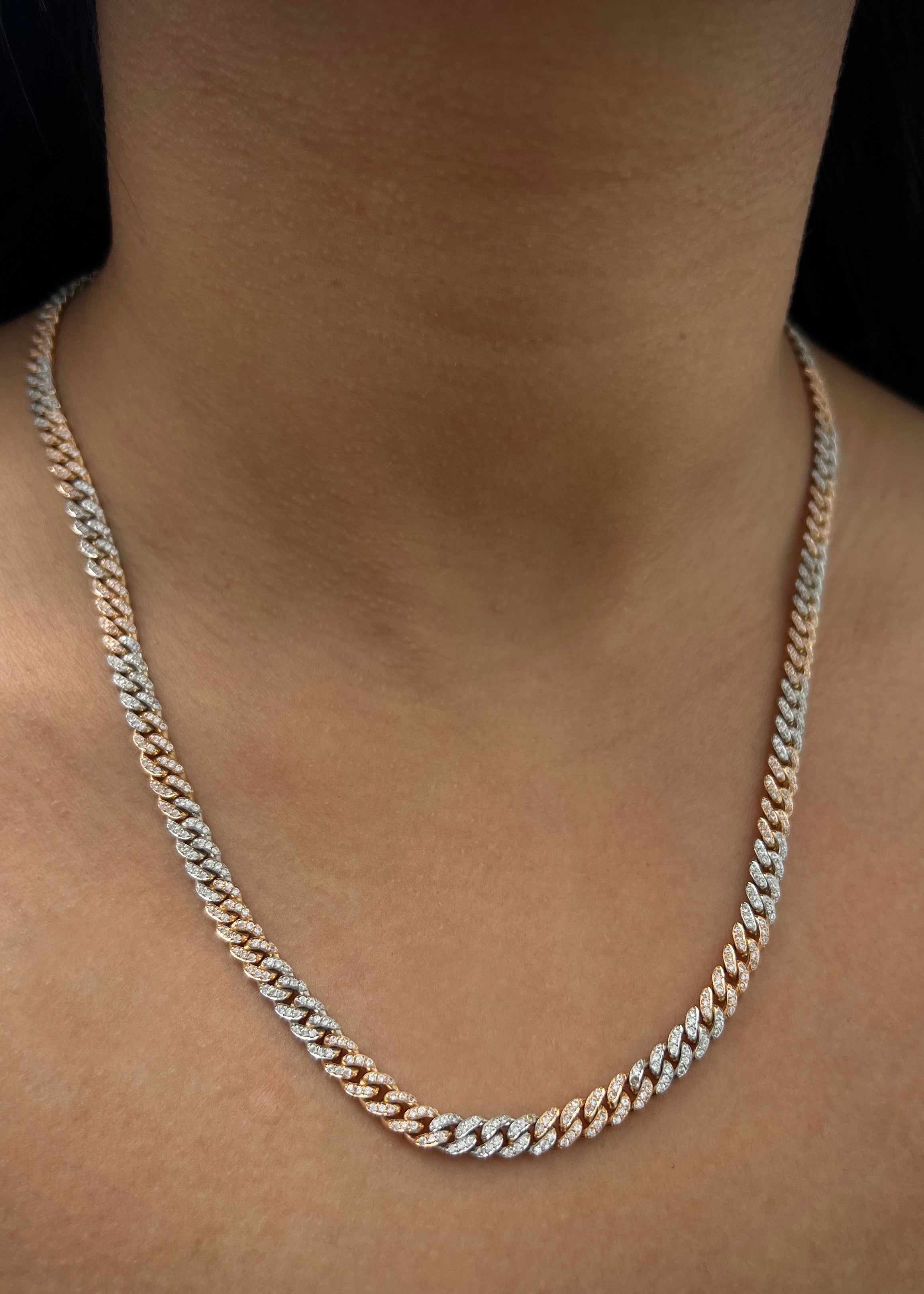 Cadena cubana con swarovski blanco 40.45gr / Largo 50cm / Dos Oros Nac M