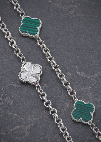 Cadena Lucky Clover Diamantada y Piedra Verde 14.3gr / 50cm / 13.8mm — Plata 925
