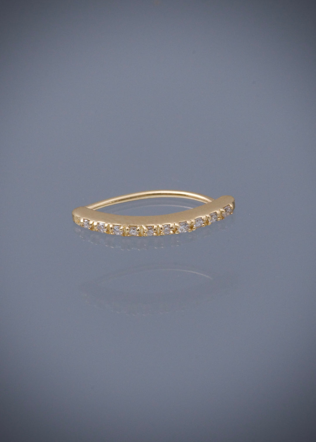 Piercing con 5pts de diamantes 0.5gr / Largo 1.5cm — Oro Amarillo