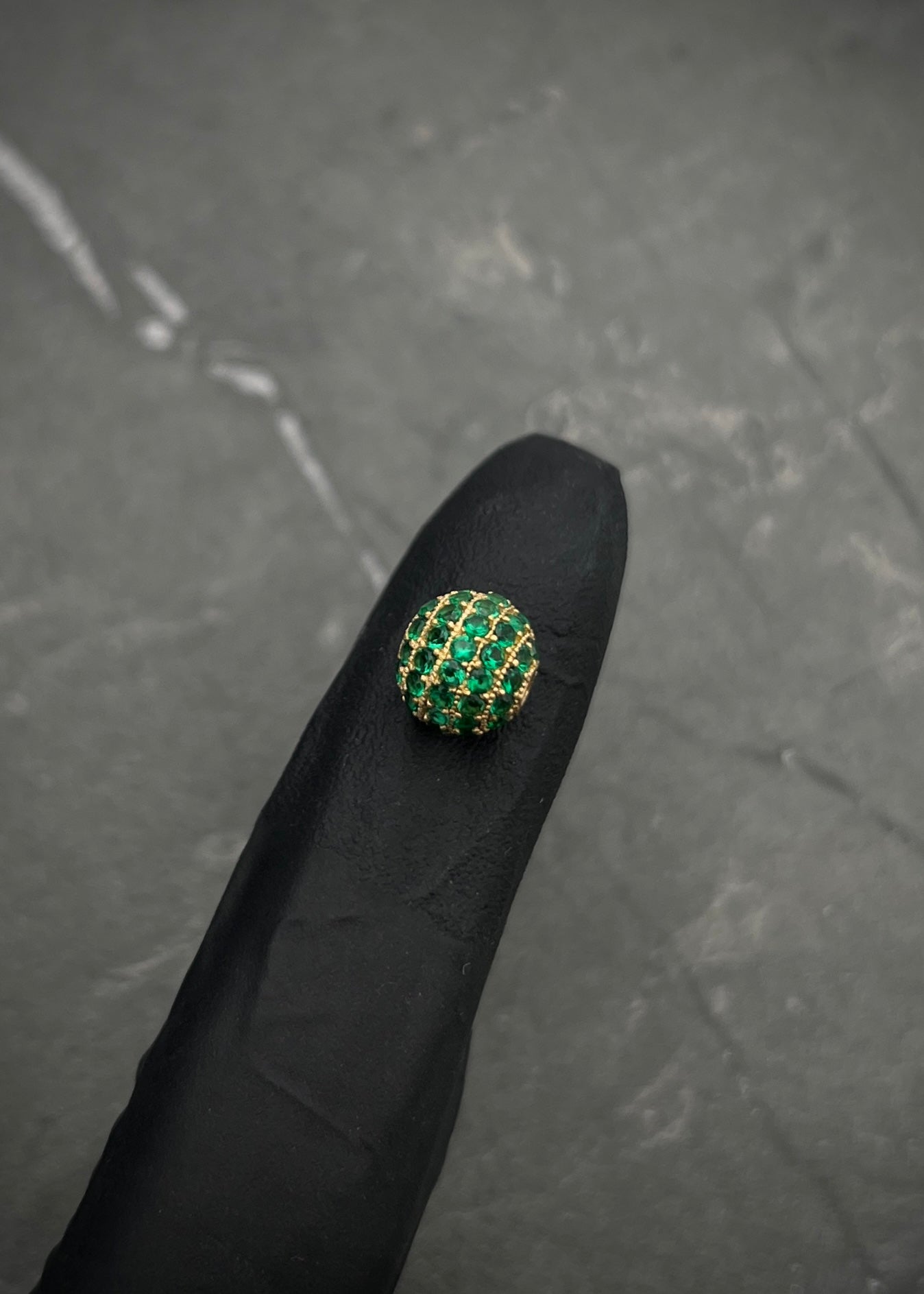 Herraje Bola de fuego con swarovski verde 1.9gr / Oro Amarillo Nac B