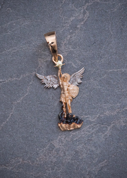 Dije Arcangel San Miguel 1.6gr / 2.8cm / 13.5mm — Oro Rosado