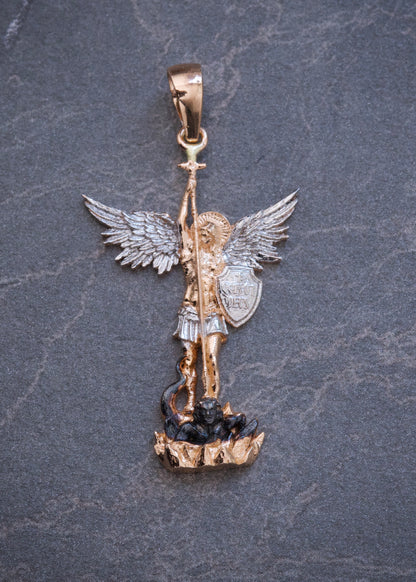 Dije Arcangel San Miguel 3.4gr / 4cm / 20.9mm — Oro Rosado