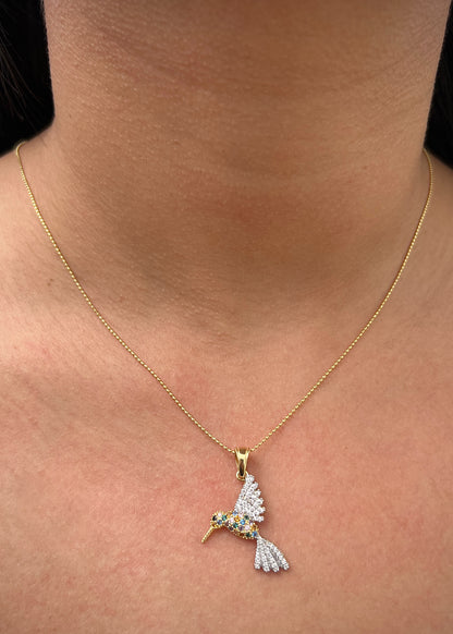 Dije colibri con swarovski multicolor 2.2gr / Largo 3cm / Oro Amarillo Nac P