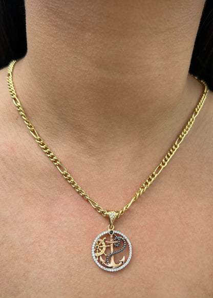 Dije ancla y timon con swarovski blanco 4.15gr / Largo 3.1cm / Dos Oros Nac P