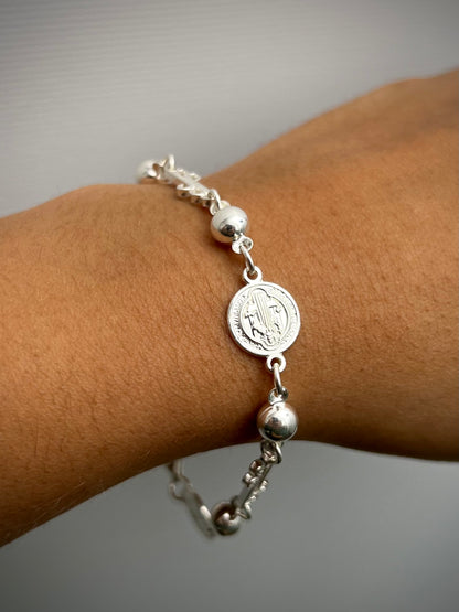 Pulso tipo denario de san benito 8.2gr / Largo 19cm / Plata B