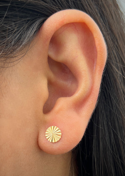 Topos Circulo Diamantado 0.6gr / 0.7cm / 7mm — Oro Amarillo