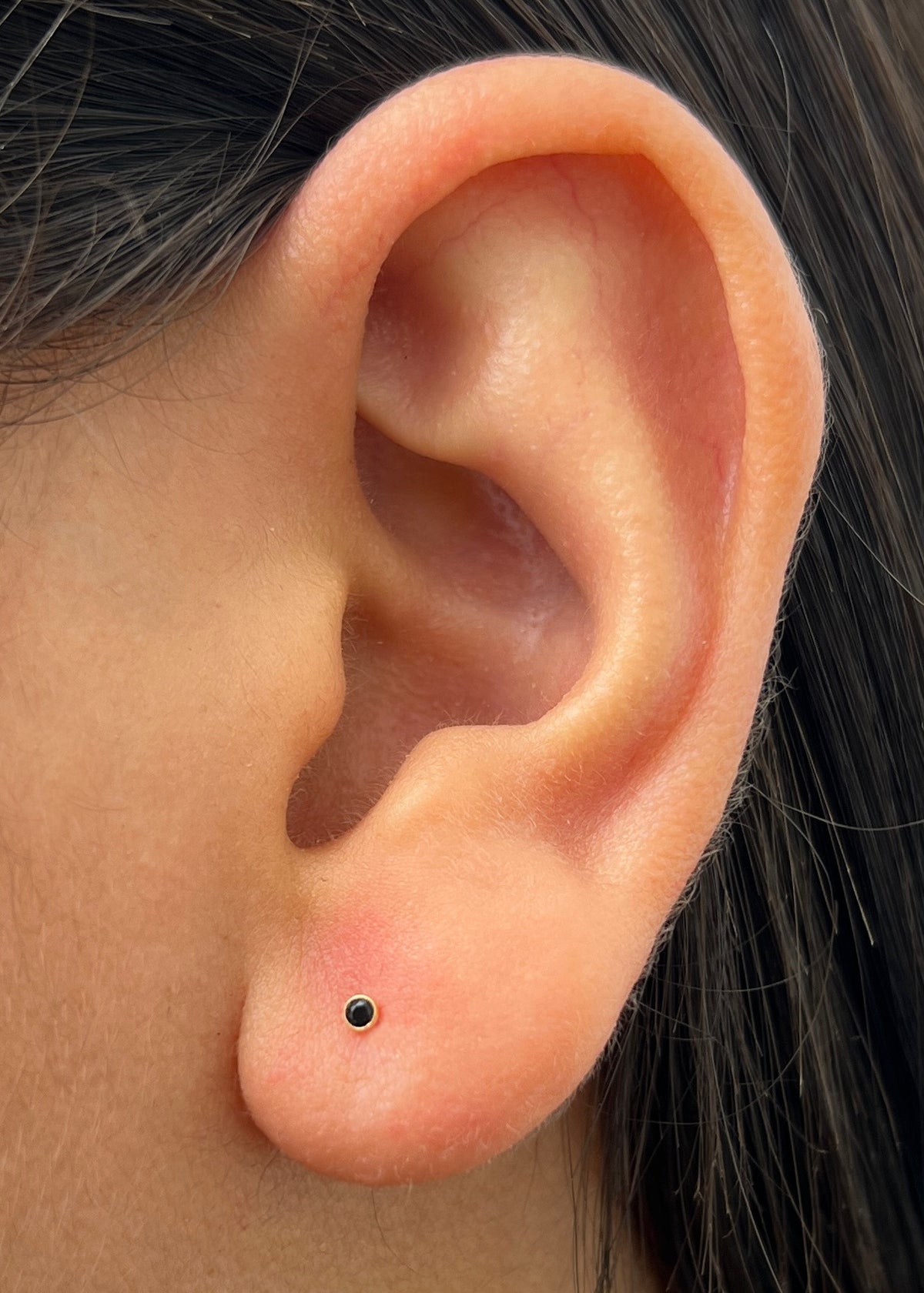 Topos Circulo con Swarovski Negro 0.3gr / 0.2cm / 2mm — Oro Amarillo