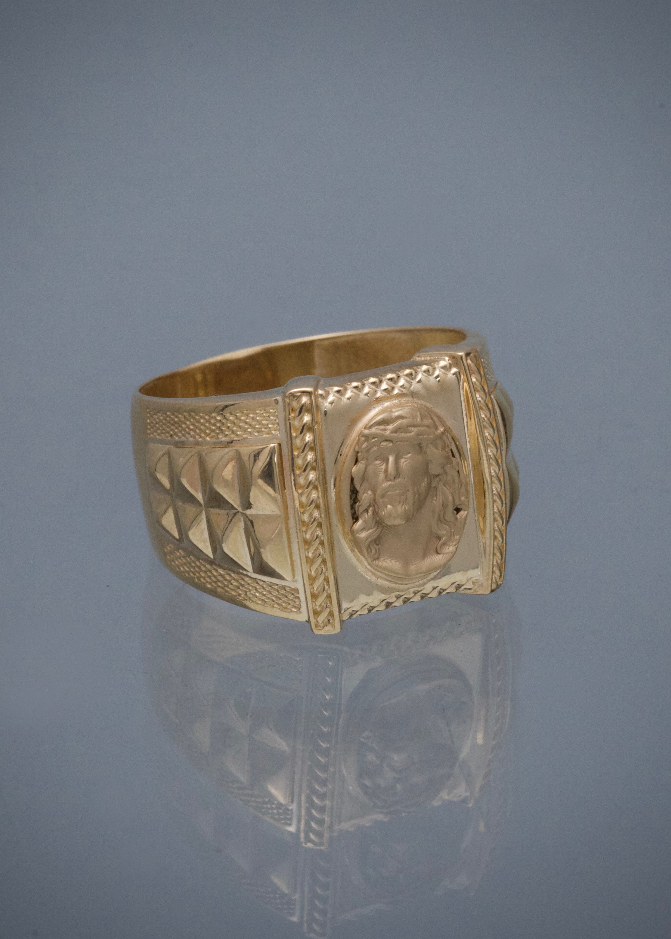 Anillo rostro de jesus diamantado 6.4gr / TALLA 9 1/2 — Oro Amarillo