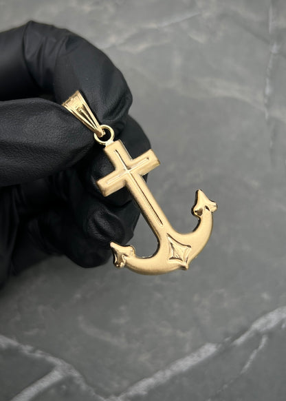 Dije ancla 2.75gr / Largo 4.5cm / Oro Amarillo Nac M