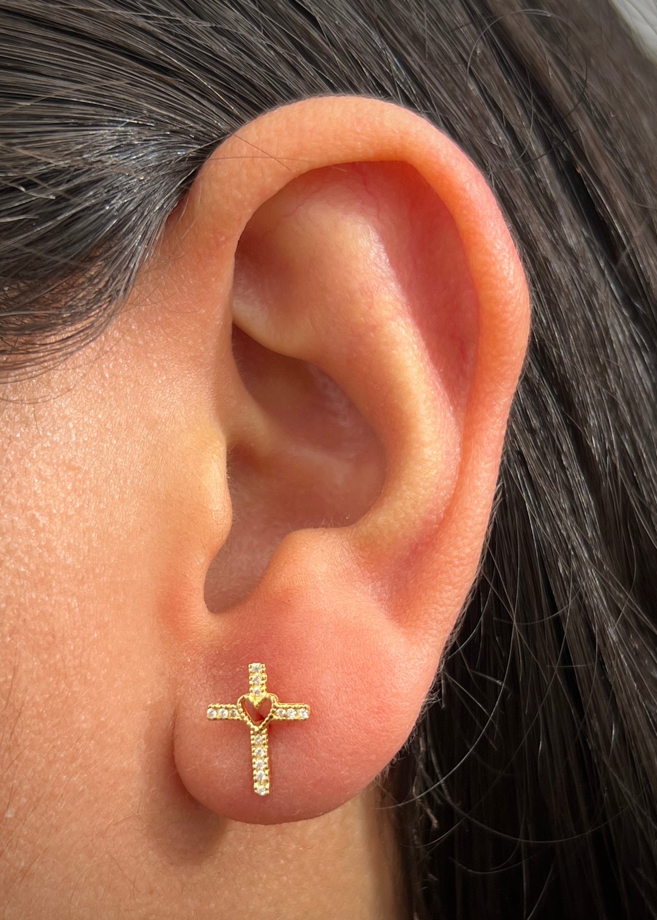 Topos cruz corazon con swarovski blanco 0.95gr / Largo 1.1cm / Oro Amarillo Nac M