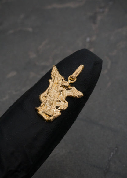 Dije arcangel san miguel 0.6gr / Largo 2cm / Oro Amarillo Nac B