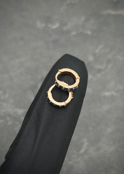 Candongas Con 25Pts de diamantes azules 0.8gr / Largo 0.7cm / Oro Rosado (Joya) M