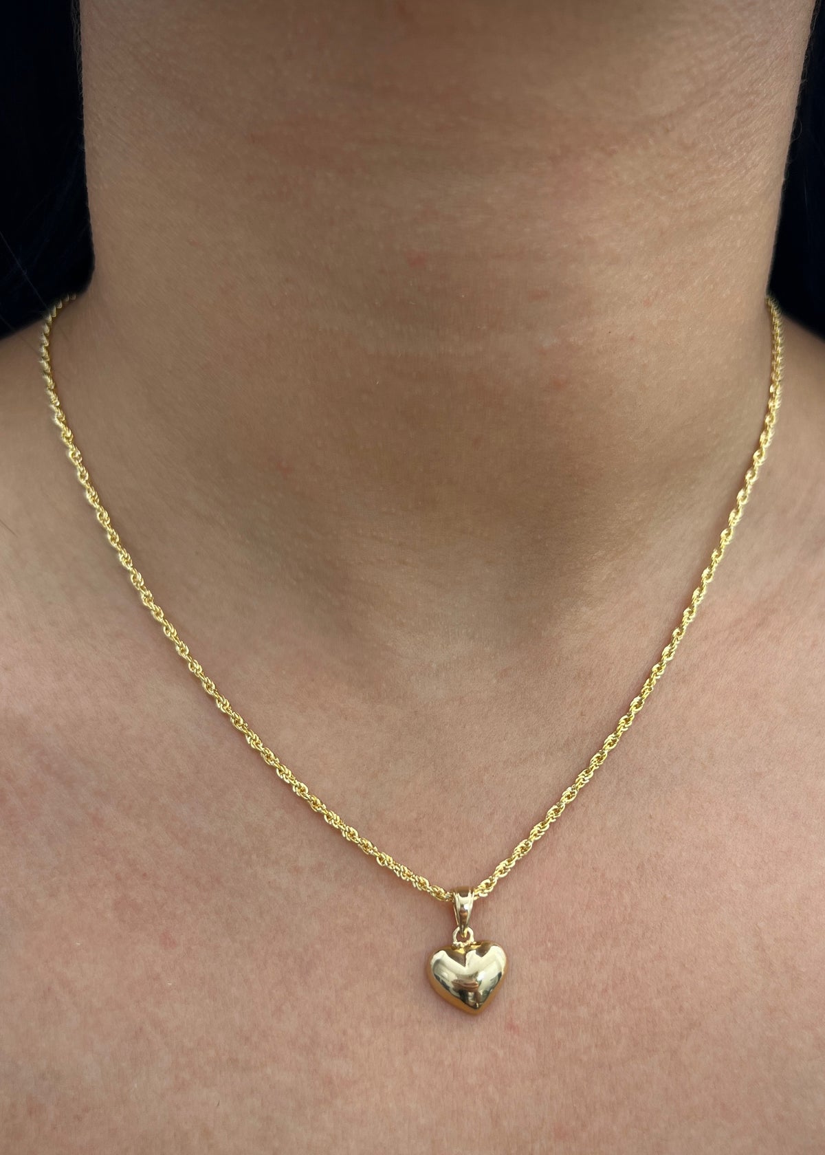 Dije Corazon 0.9gr / 1.6cm / 10.5mm — Oro Amarillo
