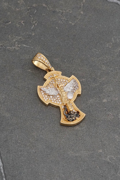 Dije arcangel san miguel con swarovski blanco 7.7gr / Largo 4cm / Oro Amarillo Nac P