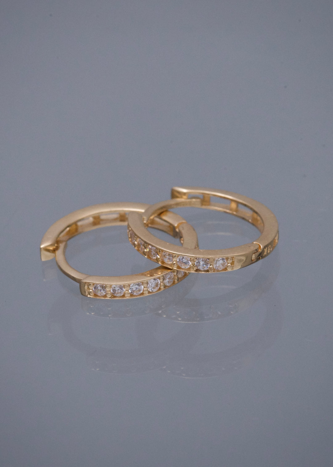 Candongas con Swarovski Blanco 2.1gr / 1.4cm / 2.1mm — Oro Amarillo