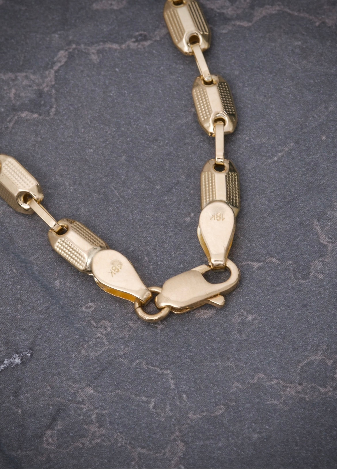 Cadena rustica con grabado 11.35gr / Largo 60cm / Oro Amarillo Nac B