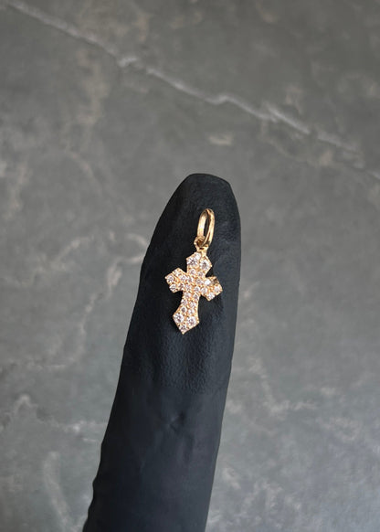 Dije Cruz con Swarovski Blanco 0.8gr / 1.7cm / 8.4mm — Oro Amarillo