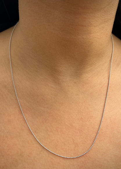 Cadena Militar Lisa 2.1gr / 50cm / 1mm — Oro Blanco