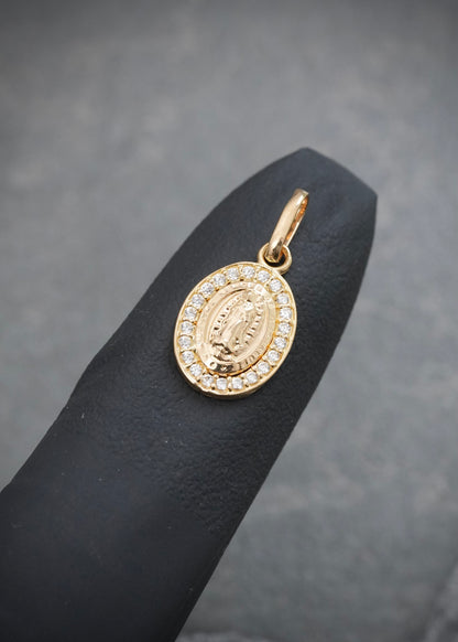 Dije Virgen de Guadalupe con Swarovski Blanco 0.9gr / 1.8cm / 9.2mm — Oro Amarillo
