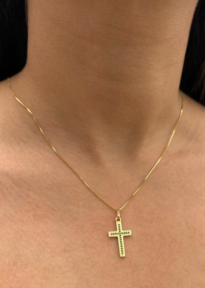 Dije Cruz con Swarovski Verde 1.3gr / 2.6cm / 12.9mm — Oro Amarillo