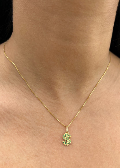 Dije Signo Peso con Swarovski Verde 0.7gr / 1.7cm / 7.7mm — Oro Amarillo