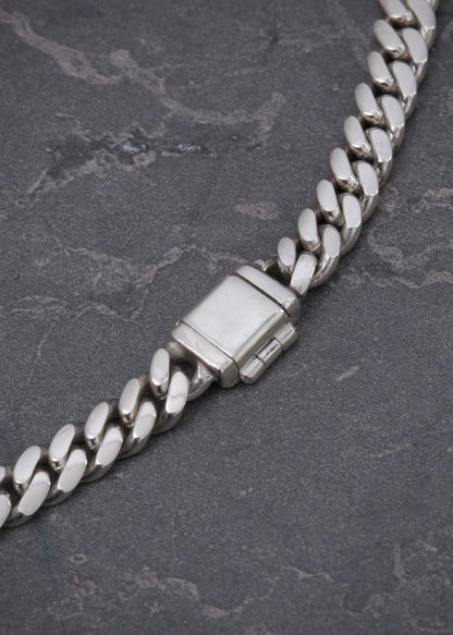 Cadena cubana 40.85gr / Largo 55cm / — — Plata