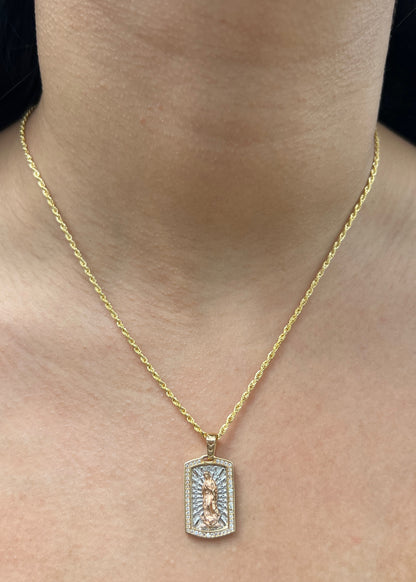 Dije Virgen de Guadalupe con Swarovski Blanco 4.45gr / 2.7cm / 13mm — Tres Oros