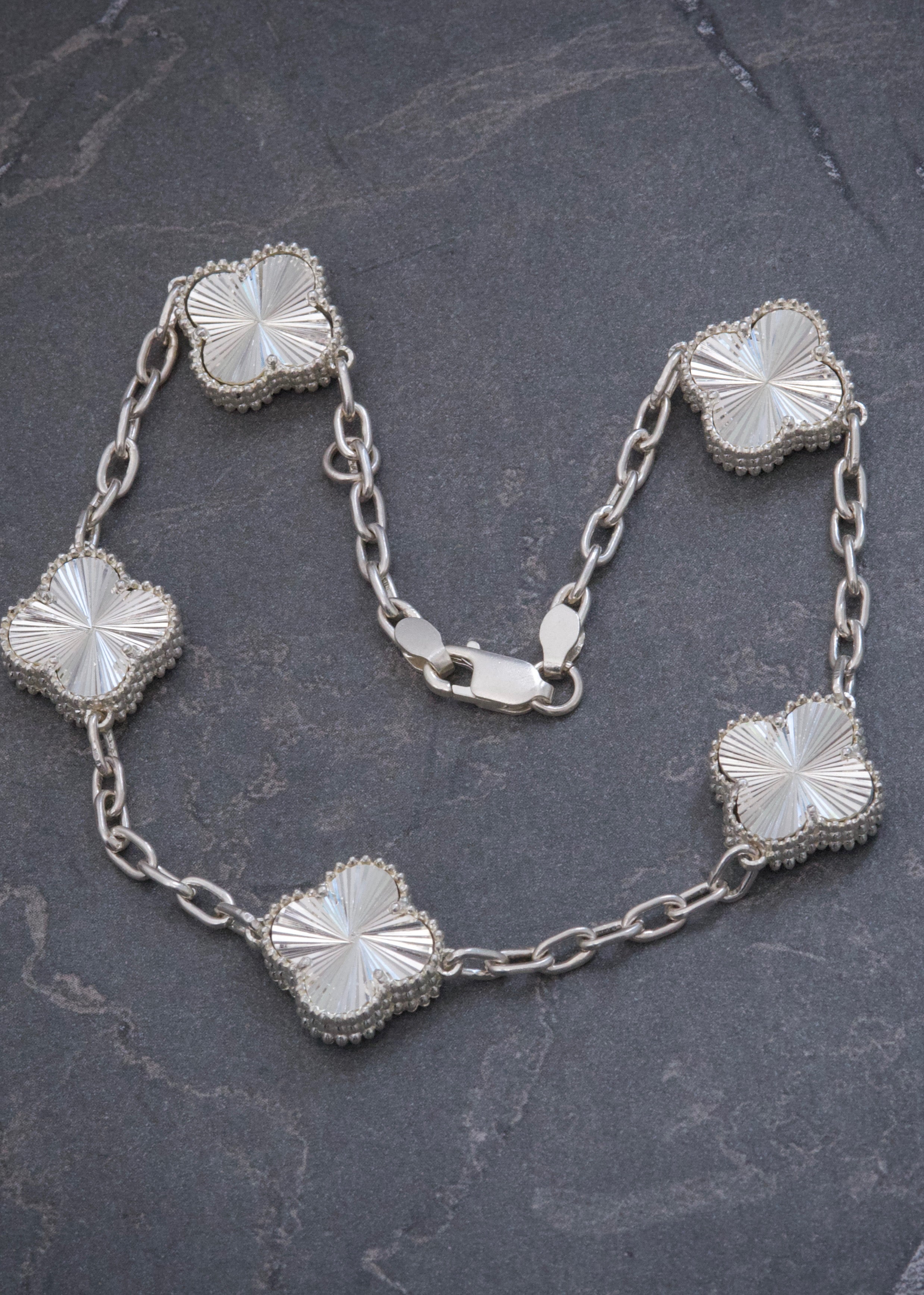 Pulso Lucky Clover Diamantado 14.55gr / 22cm / 13.9mm — Plata 925