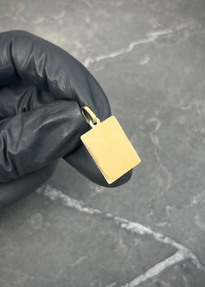 Dije Placa Lisa 1.25gr / 2.4cm / 13.4mm — Oro Amarillo