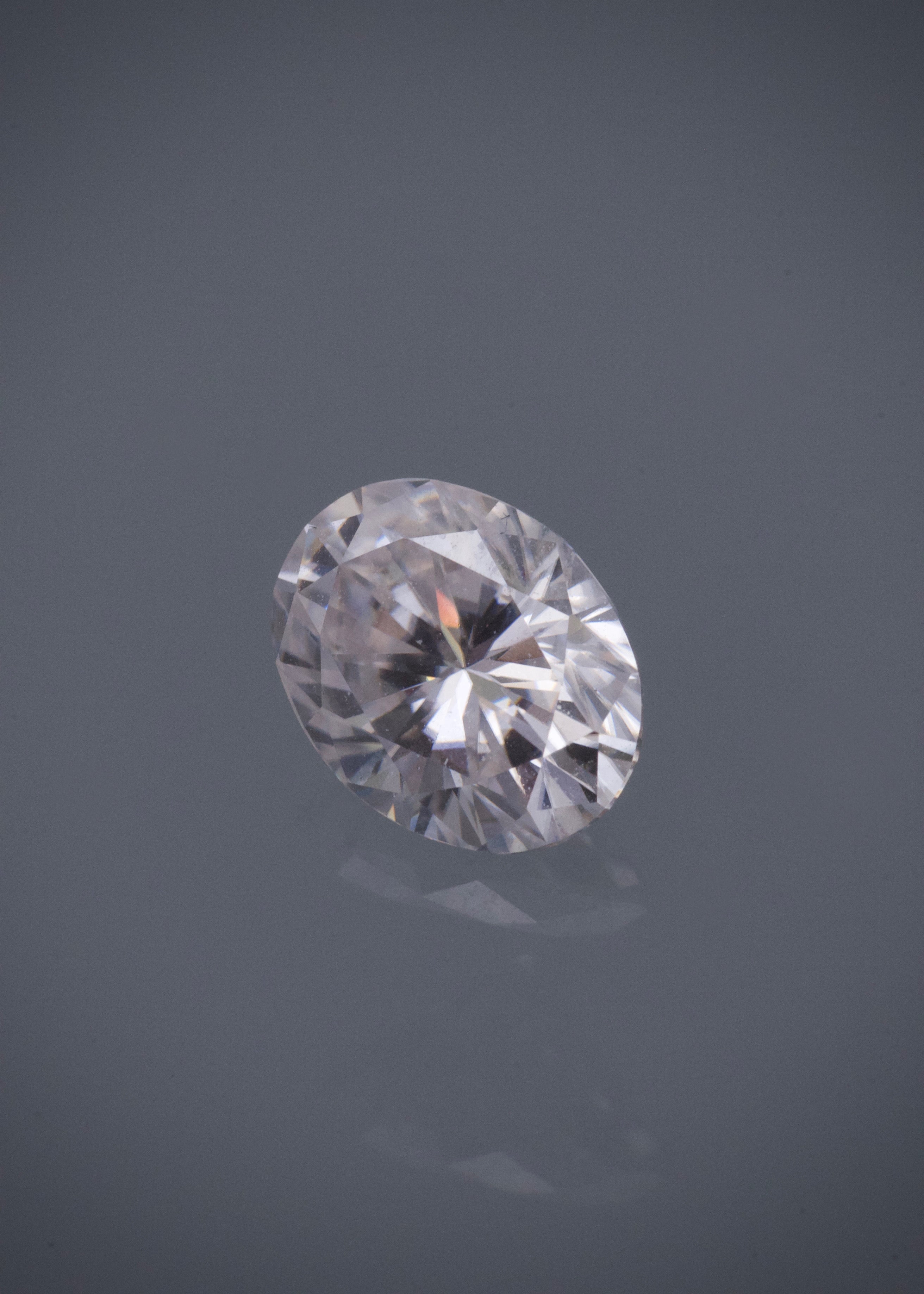 Moissanitas ovalada blanca con 183pts Largo 0.9cm /  (Joya) B