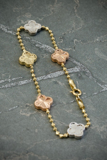 Pulso Lucky Clover Diamantado 4.7gr / 18.5cm / 9.9mm — Tres Oros