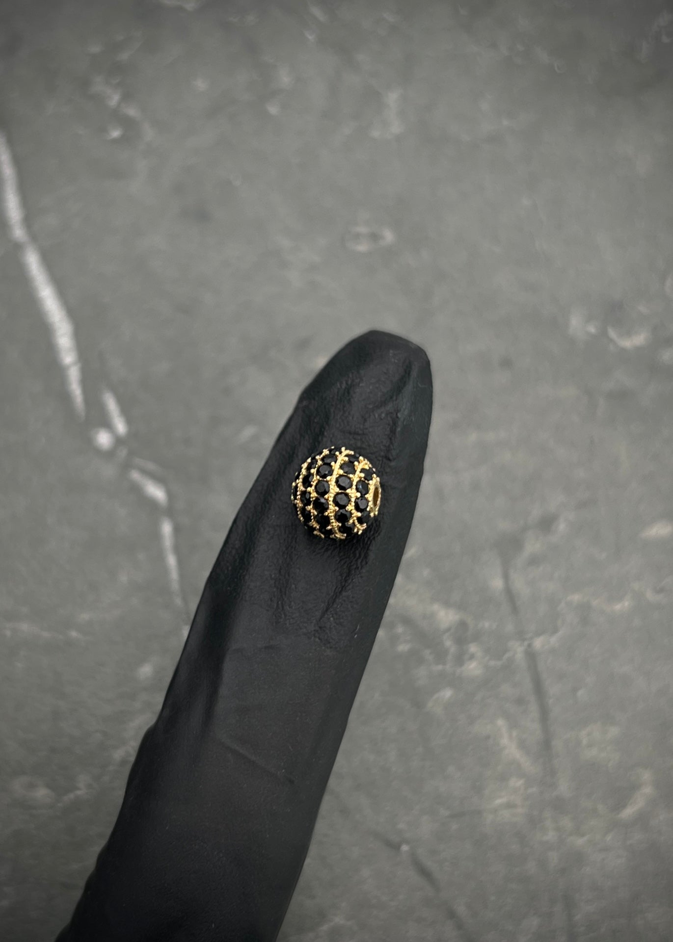 Bolas de fuego con swarovski negro 1.95gr / 8.5mm / Oro Amarillo Nac B