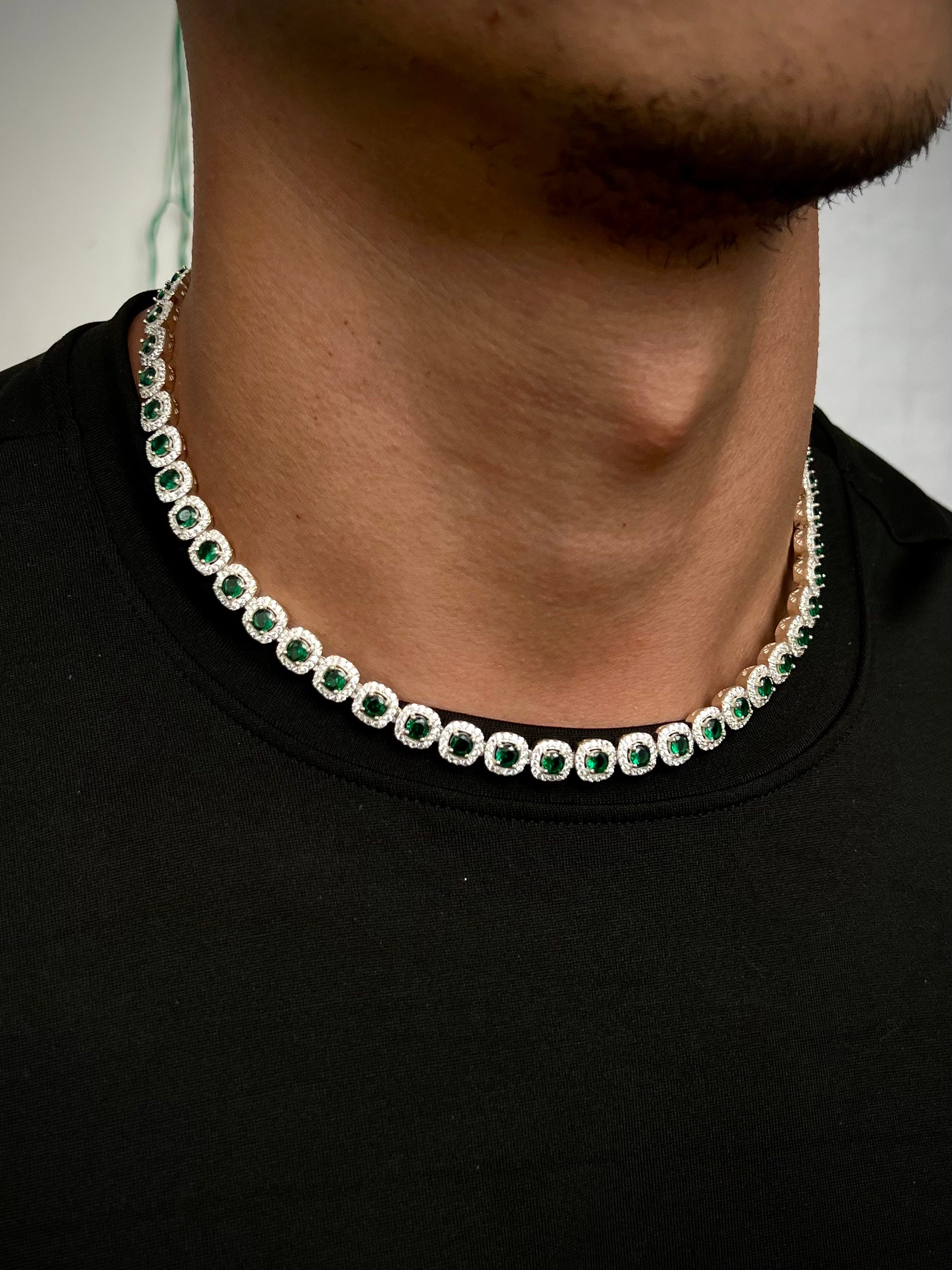 Cadena tenis con swarovskis verde y blanco 47.7gr / Largo 45cm / Plata P