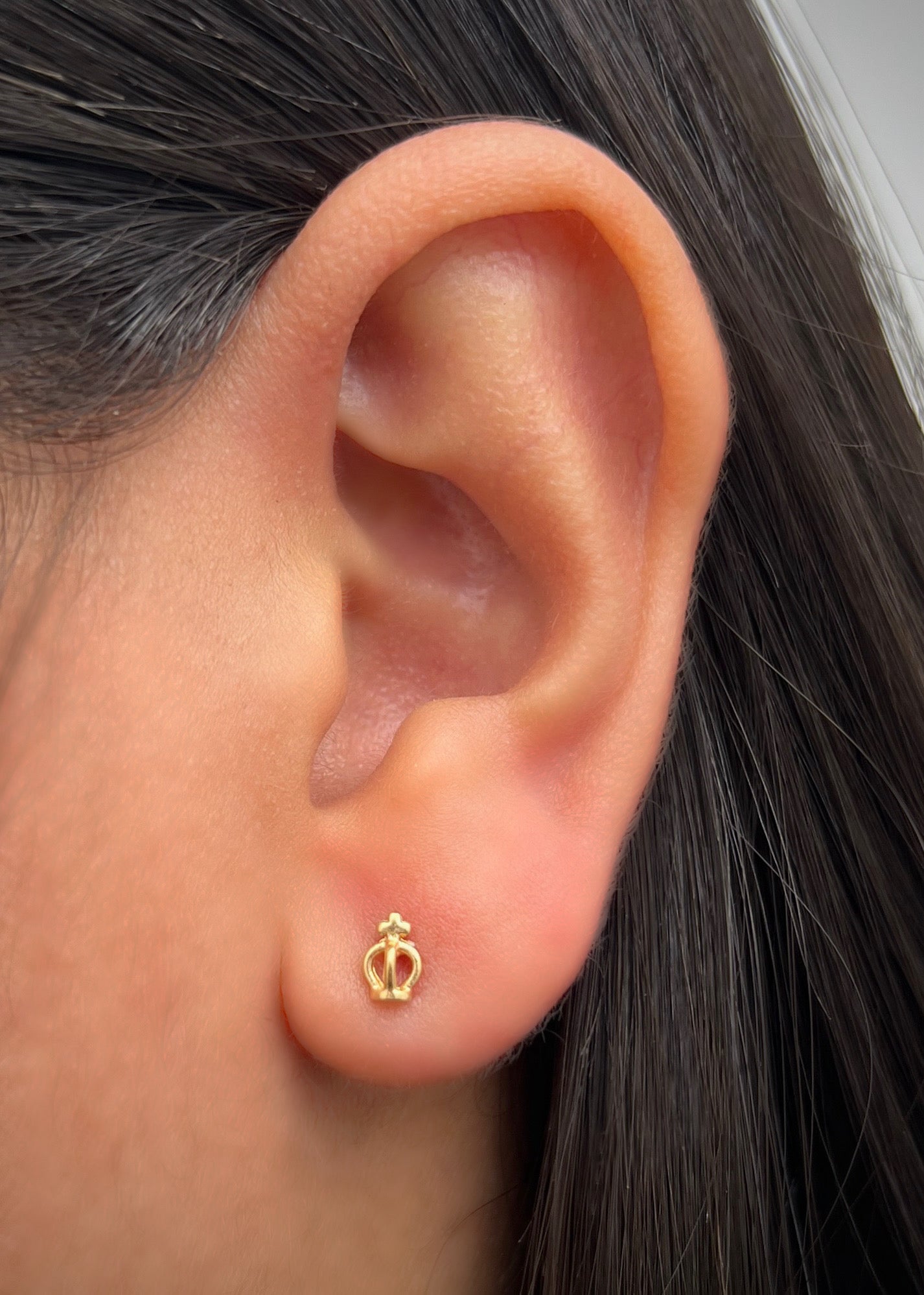 Unidad de topo corona 0.3gr / Largo 0.6cm / Oro Amarillo Nac B