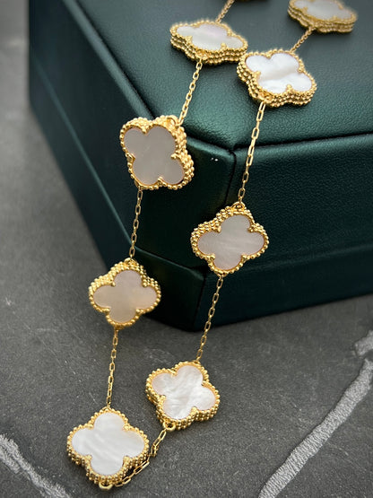 Cadena lucky clover con piedra blanca 14.55gr / Largo 45cm / Oro Amarillo italy cte M