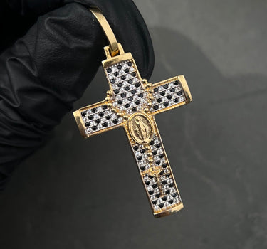 Dije cruz con virgen de la milagrosa swarovski blanco y negro 6.55gr / Largo 4.9cm / Oro Amarillo Nac B