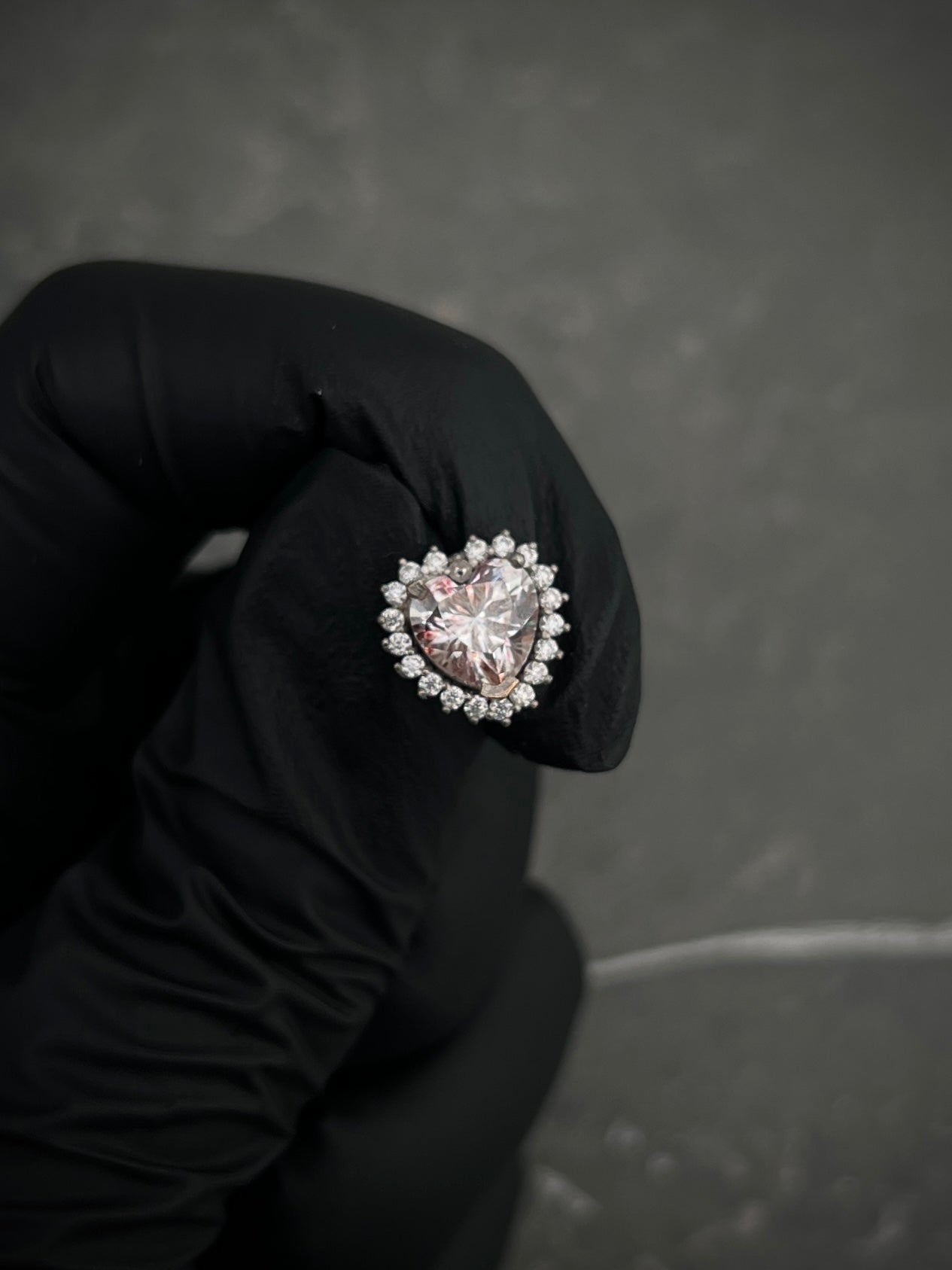 Dije de corazon con 342pts de Mois 2.8gr / 1cm / Oro Blanco (Joya) B