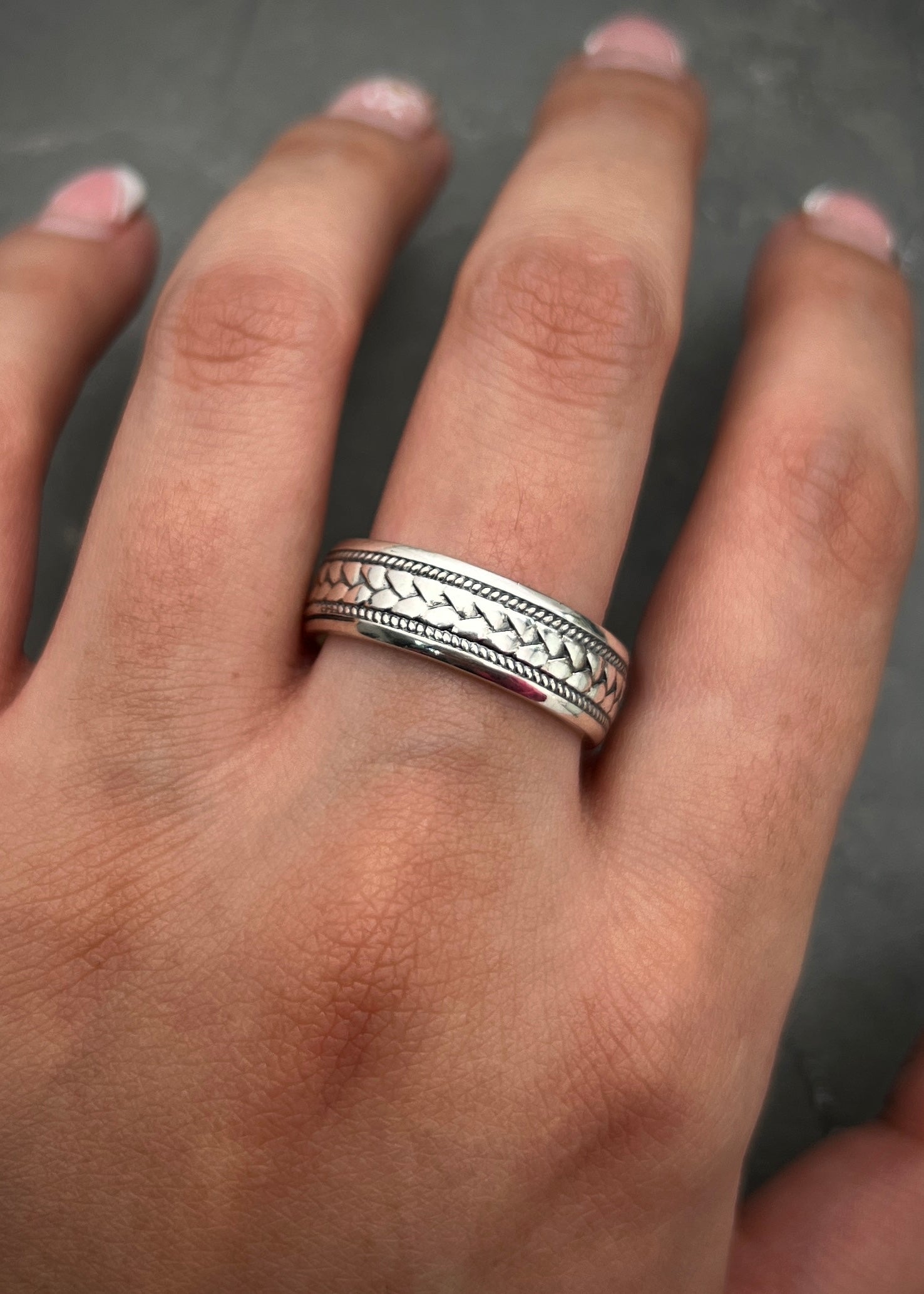 Argolla 7gr / TALLA 9 3/4 / Plata P