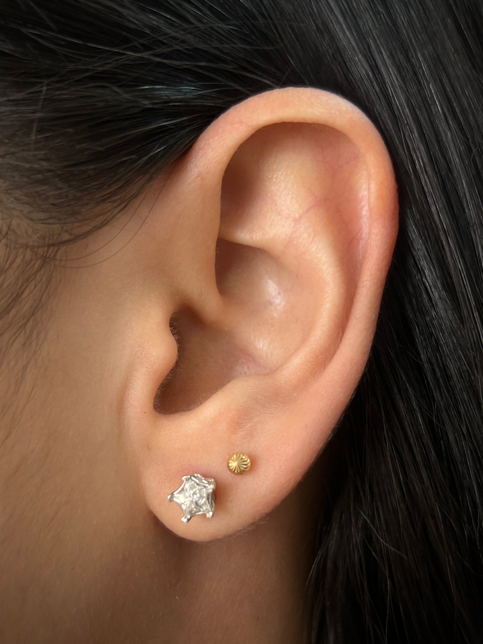 Topos estrella Isabella con 90pts de moissanita blanca 1.8gr / Oro Blanco (Joya) B