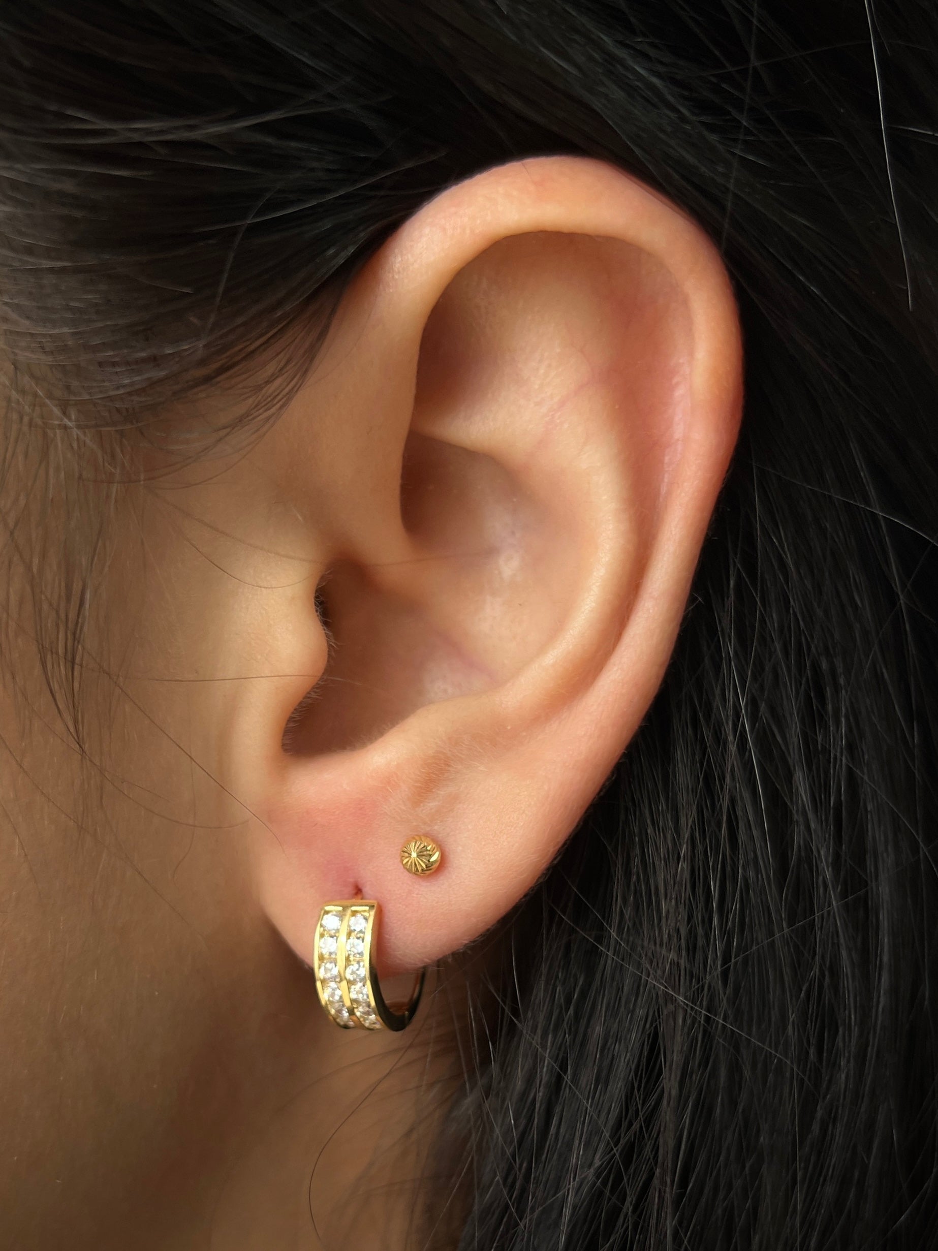 Candongas doble carril con swarovski blanco 2.95gr / Largo 1cm / Oro Amarillo italy cte B