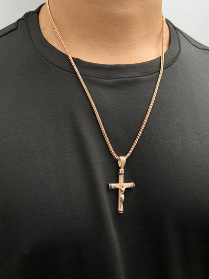 Dije cruz con cristo y swarovski azul 7.85gr / Largo 5.2cm / Oro Rosado Nac P