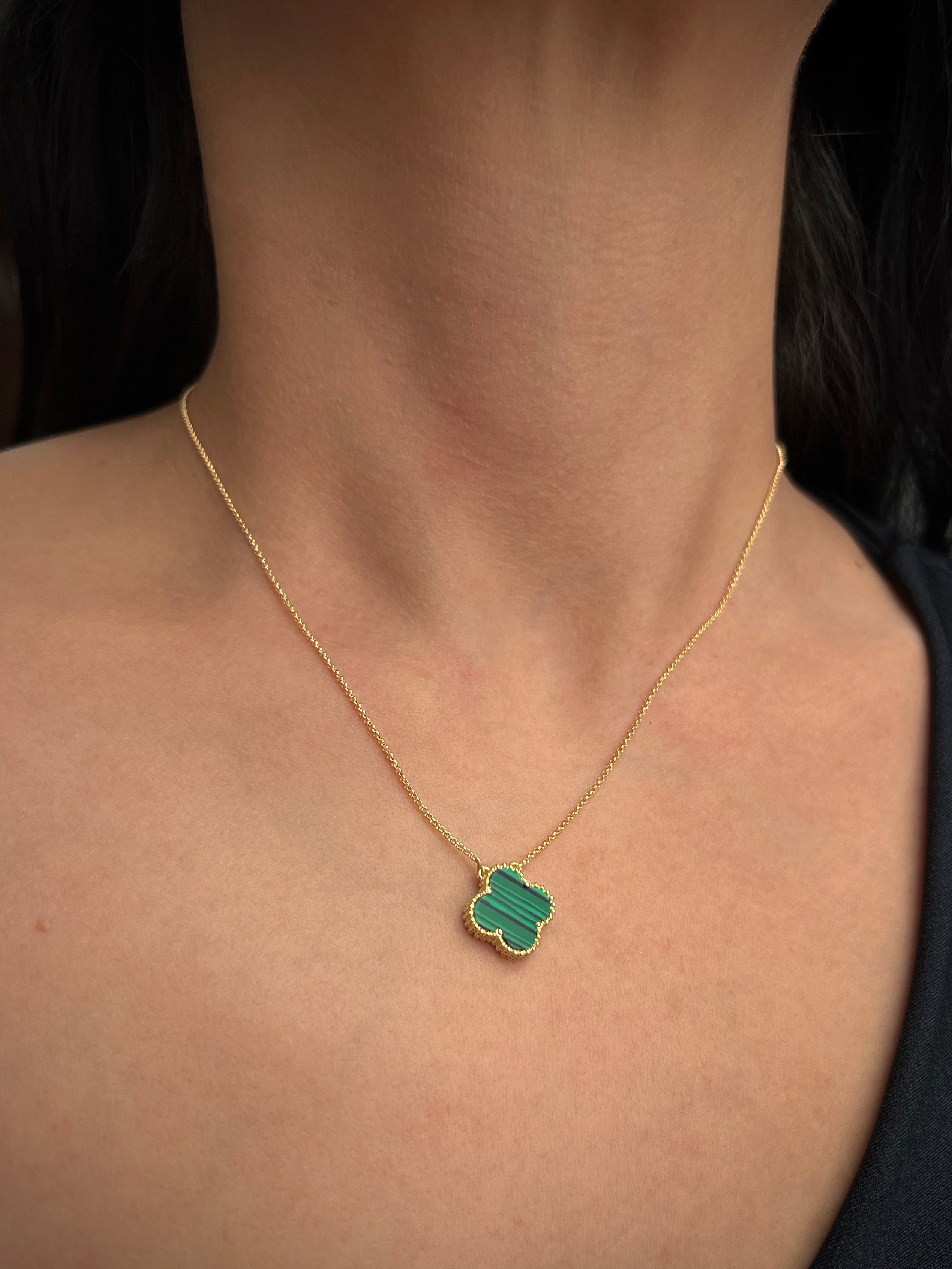 Cadena Lucky Clover Piedra Verde Tejido Rolon 3.5gr / Largo 40cm / Oro Amarillo italy cte B