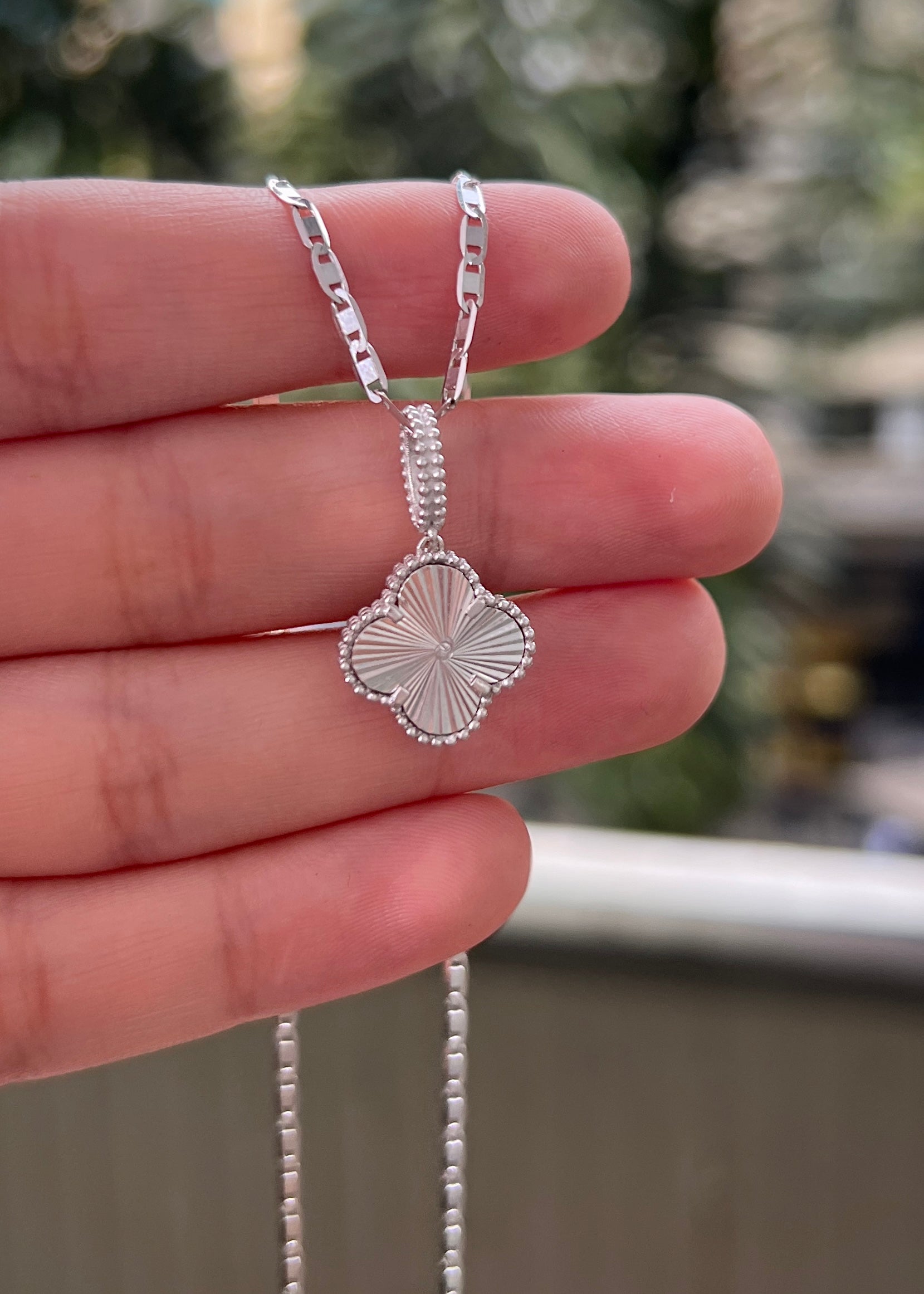Set Cadena Plana Dije Lucky Blanco Diamantado 5.9gr / Largo 45cm / Oro Blanco B